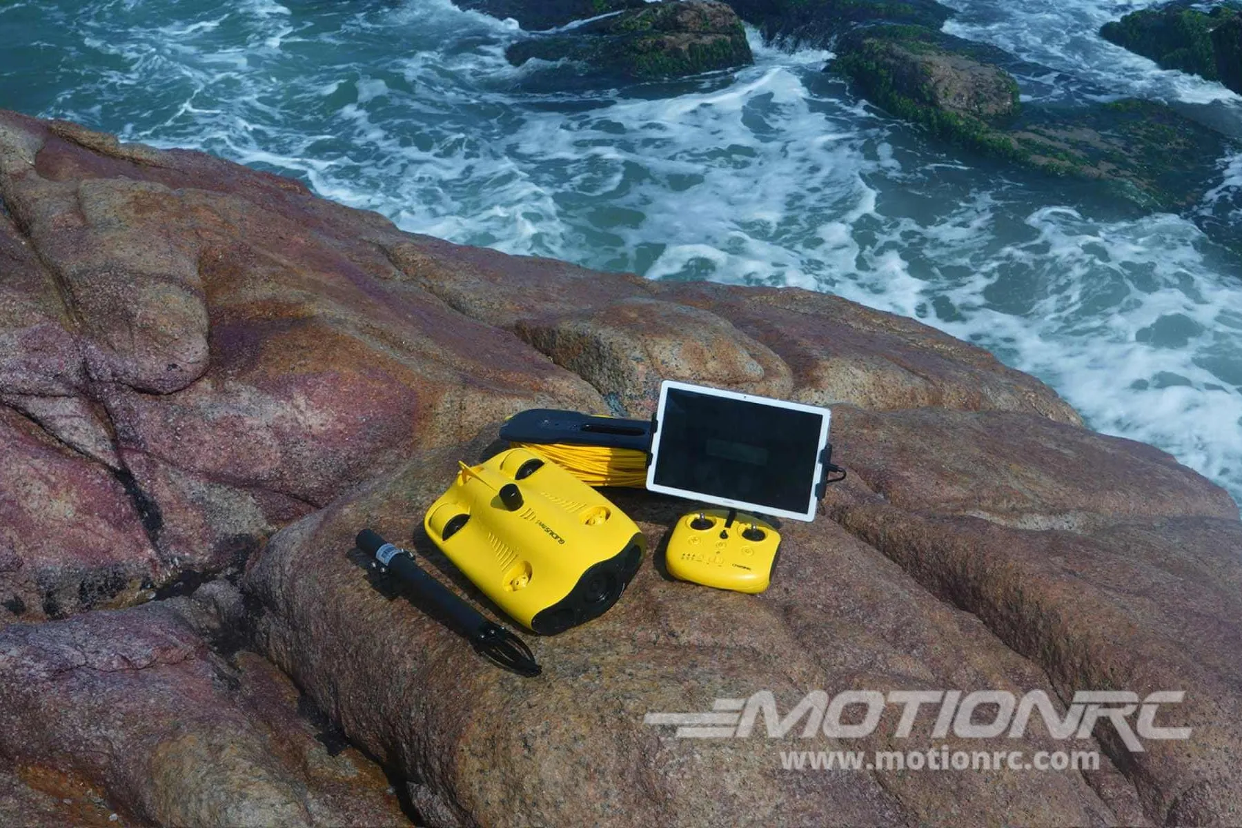 Chasing Gladius Mini S Submersible ROV with Grabber Arm and 4K Video - RTR
