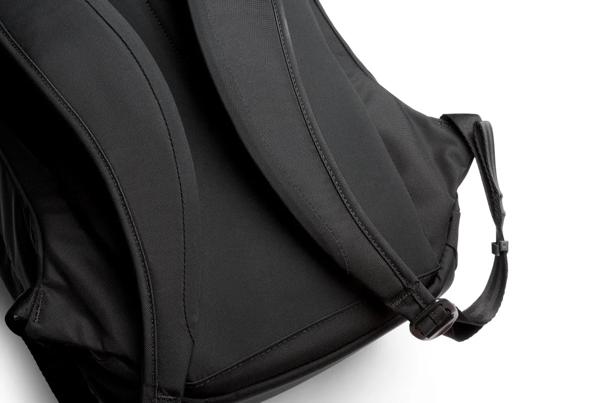 Classic Backpack Compact 16L - Black