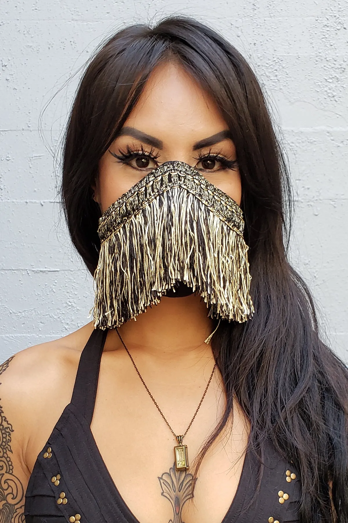 Five and Diamond Harem Fringe Dust Mask - Black/Gold