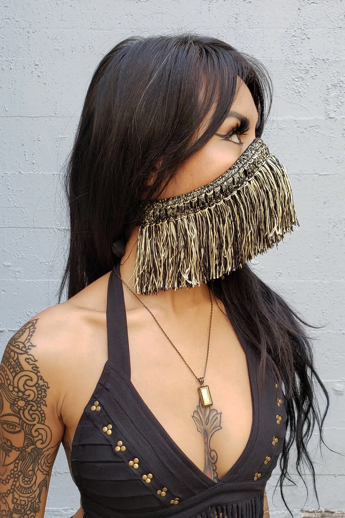 Five and Diamond Harem Fringe Dust Mask - Black/Gold