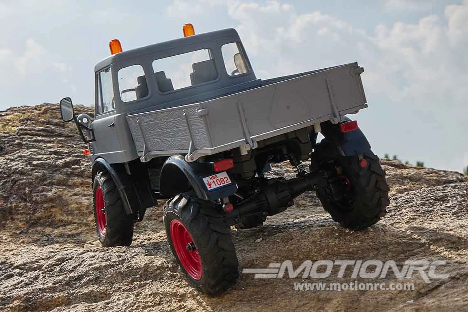FMS FCX24 Grey Mercedes-Benz Unimog 421 1/24 Scale 4WD Crawler - RTR