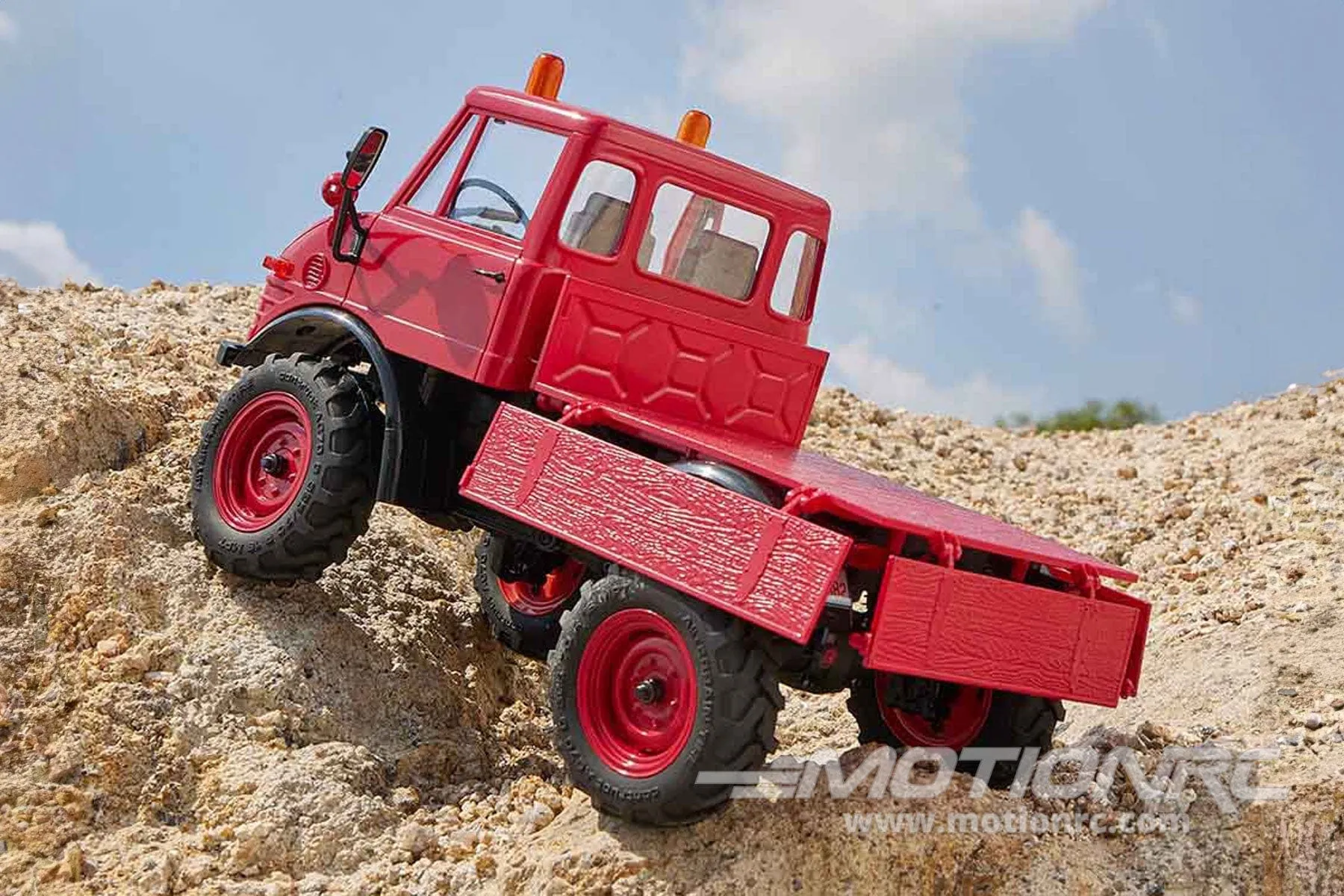 FMS FCX24 Red Mercedes-Benz Unimog 421 1/24 Scale 4WD Crawler - RTR