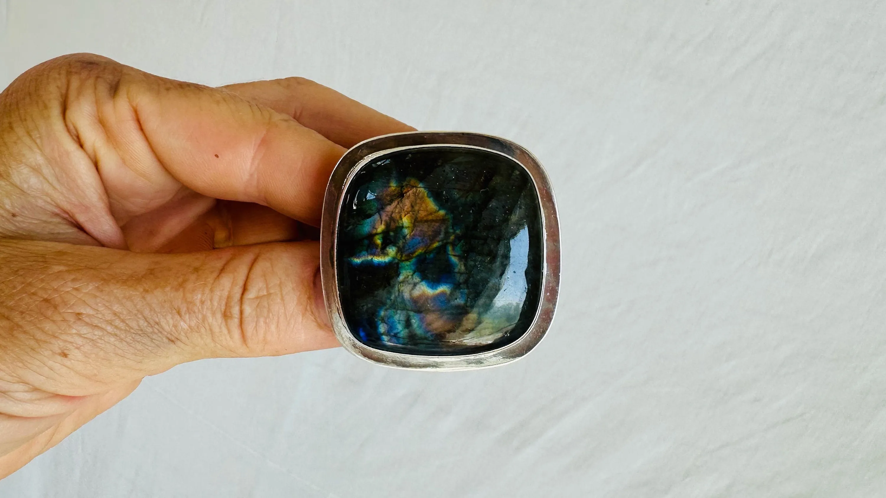 Labradorite Ring. Oversized. Gorgeous Flash. Size 6. 0707