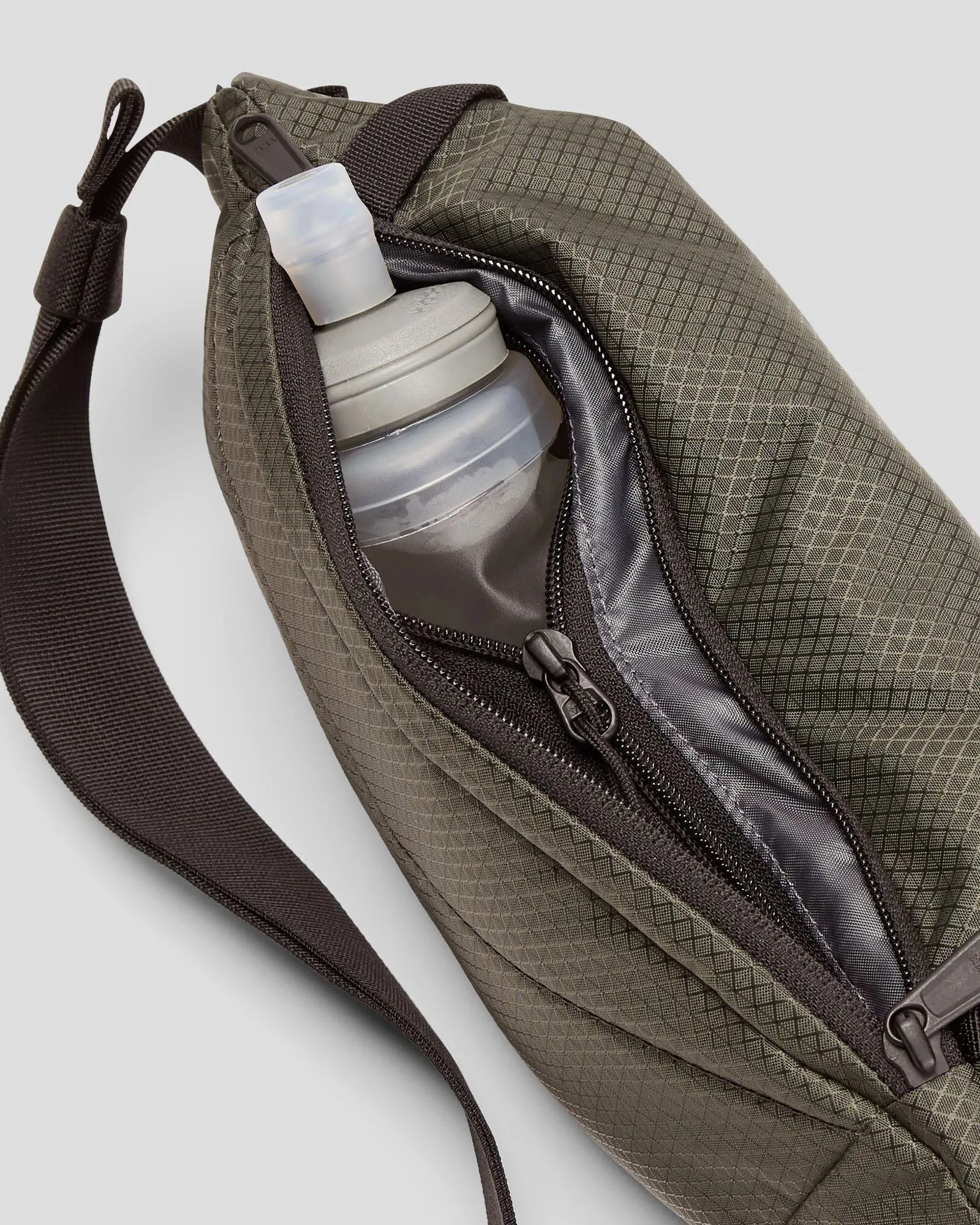 Valorous Crossbody Bag - Dark Moss